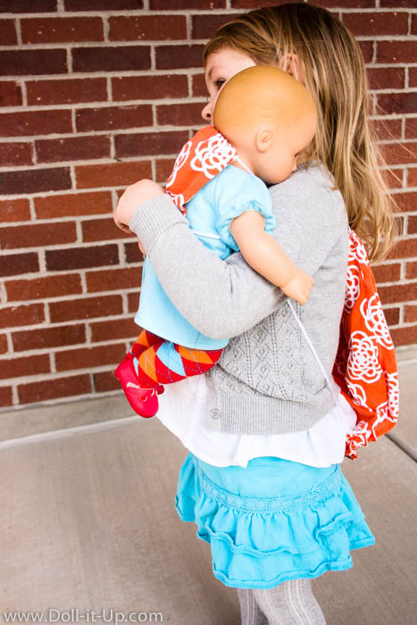 Make matching drawstring backpacks for girls and dolls from a t shirt-5