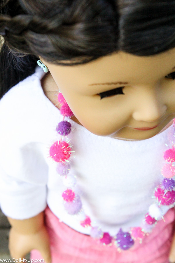 Pom Pom Necklace-8
